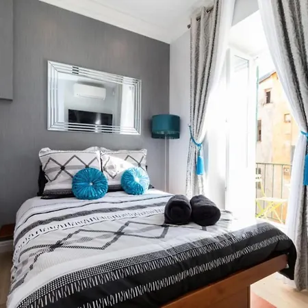 Сasa de vacaciones Mobility Lease 2br 2ba 2 Kitchens 2 Balconies In Old Town