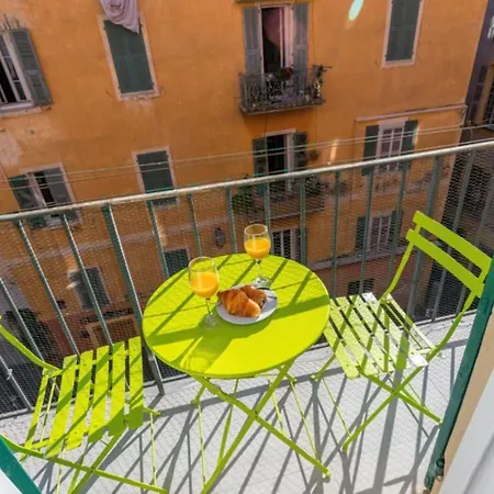 Mobility Lease 2br 2ba 2 Kitchens 2 Balconies In Old Town Сasa de vacaciones